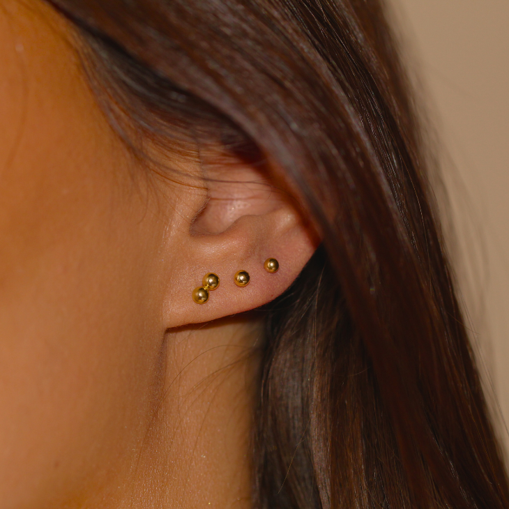 Sphere Studs